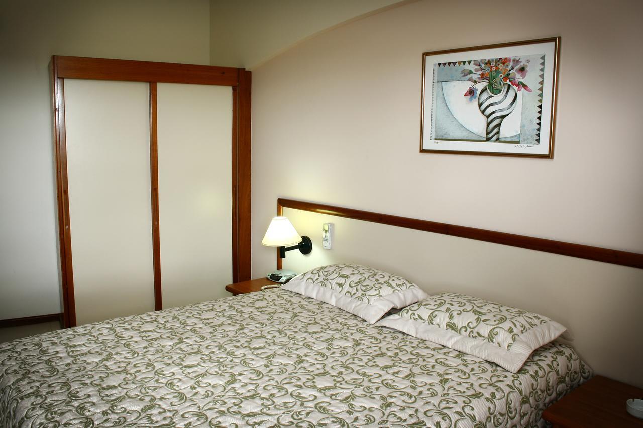 Hotel Beira Rio Itumbiara Kültér fotó